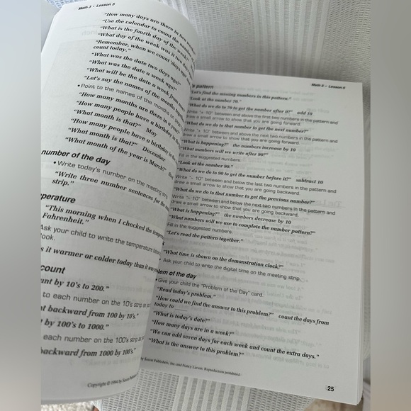 Saxon Math 3 Teachers Edition & Student Workbook Part 2 ( Like NEW Condition) - Picture 3 of 10